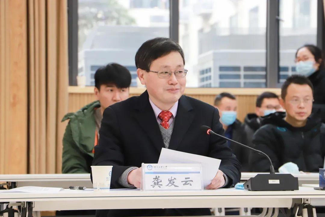 新澳门2025年正版免费解释;警惕虚假宣传-精选解析解释落实